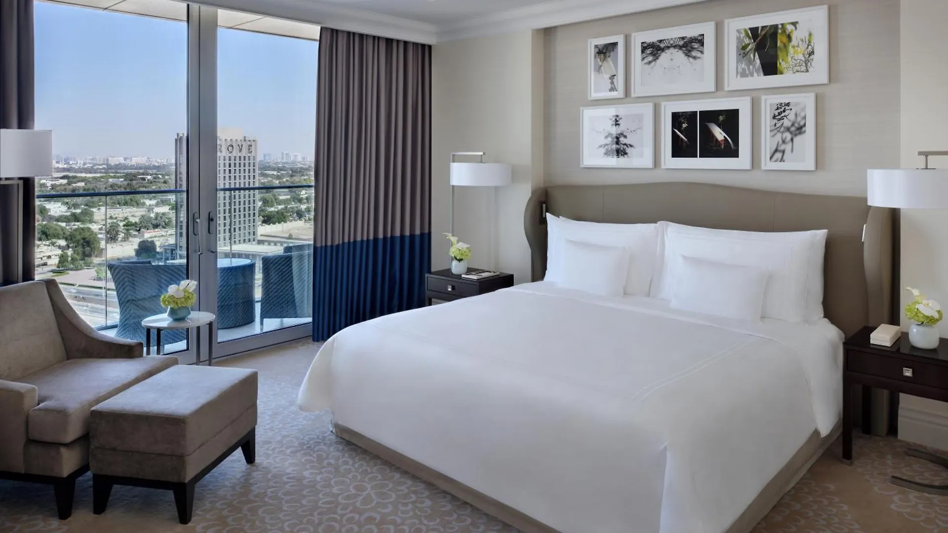 Kempinski The Boulevard Dubai 5*,